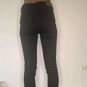 Black Skinny jeans
